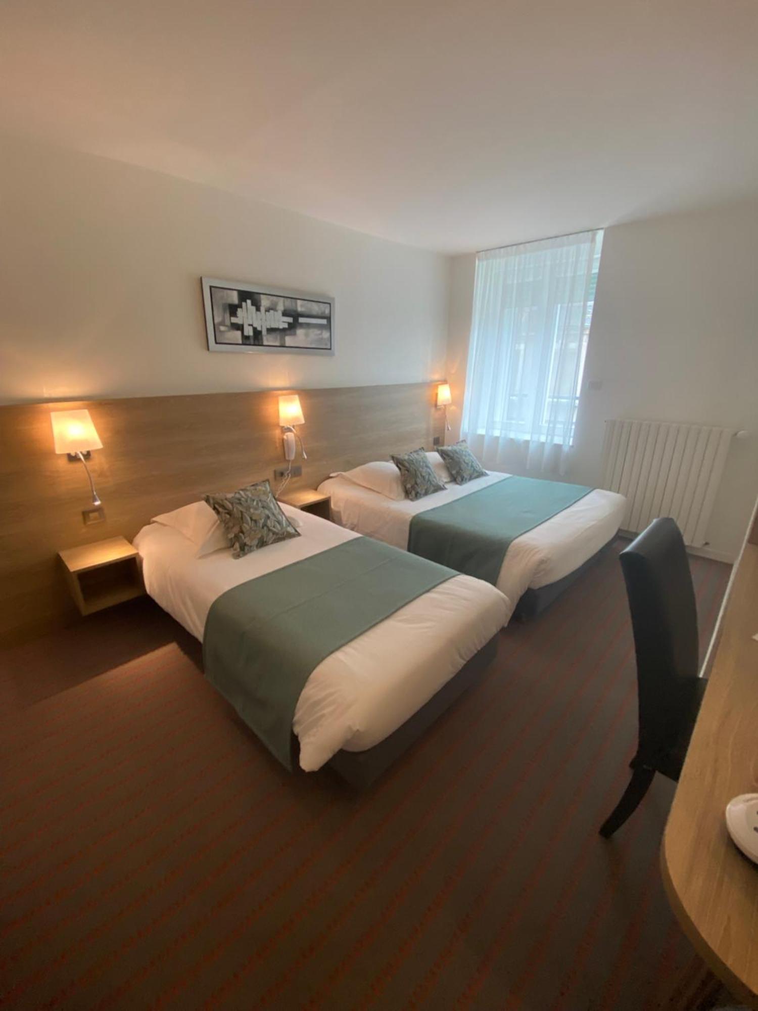 Hotel Du Louvre Cherbourg-en-Cotentin Ngoại thất bức ảnh