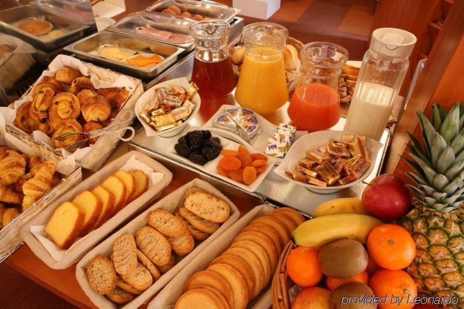 Hotel Du Louvre Cherbourg-en-Cotentin Ngoại thất bức ảnh